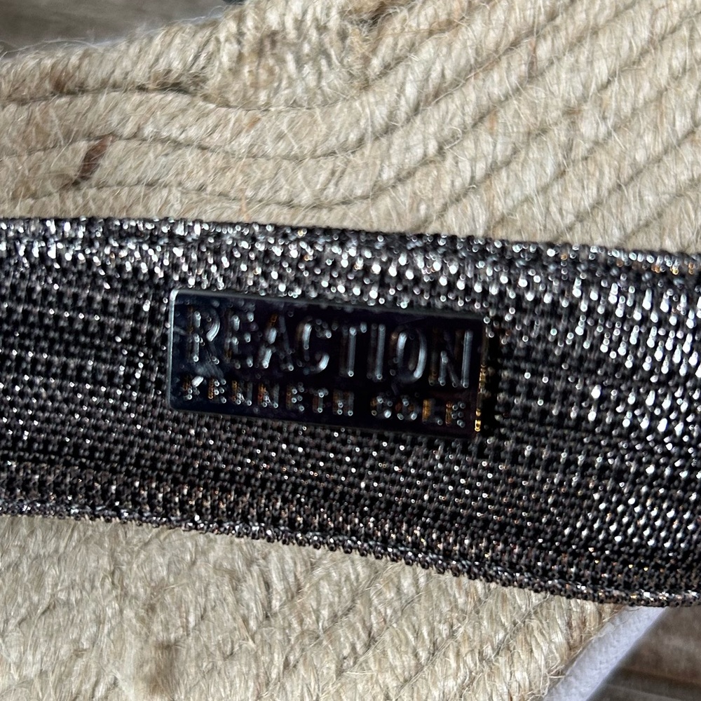 Kenneth Cole Reaction Raffia Metallic Flip Flops - Practically New - Picture 4 of 6